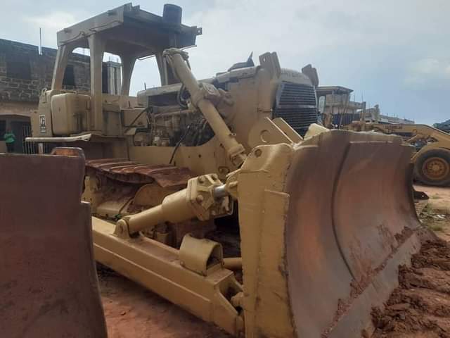 A picture of D8k bulldozer caterpillar