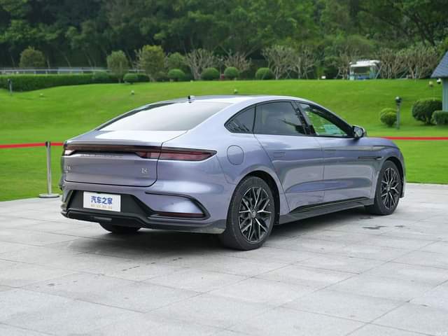 A picture of 2024 BYD HAN EV