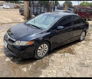 A picture of Honda Civic 1 4 2007 Black