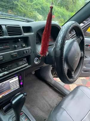 A picture of Toyota rav 4 Old. Nitafute kwa number 0784 588 399.