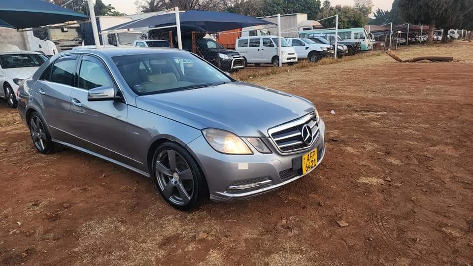 classifieds/cars mercedes