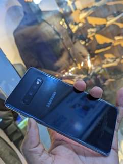 A picture of SAMSUNG S10 DUOS