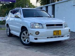 A picture of TOYOTA KLUGER