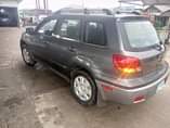 A picture of 2005 Mistubushi outlander