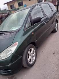 A picture of Registered Toyota Previa 2004 Green