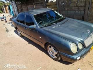 classifieds/cars mercedes