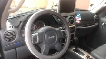A picture of KING..AUTO Jeep 04 used buy drive First body ac need