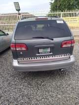 A picture of Toyota Sienna 2001