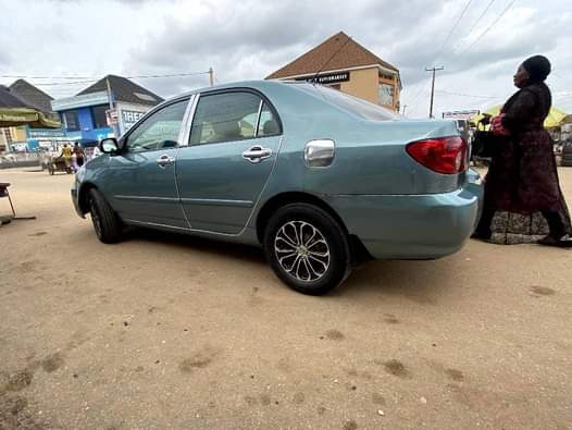 A picture of EXTREMELY CLEAN Neatly Used Toyota Corolla 2005 model With Original