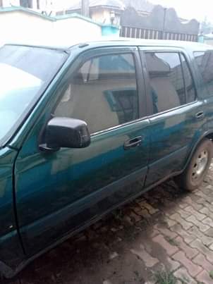 A picture of Clean Honda CR V