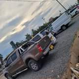 A picture of TOYOTA HILUX VIGO RIDER YEAR 2010 ENGINE 2TR VVTI MANUAL