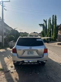 A picture of Toyota Highlander