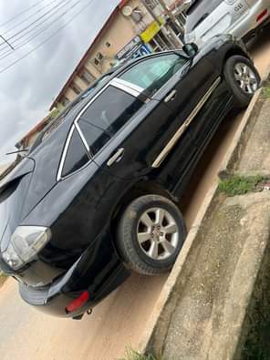 A picture of 2006 RX 330 super clean in and out everything working