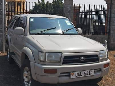 A picture of TOYOTA SURF DIESEL AUTO