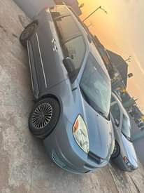 A picture of Toyota sienna xle 2005 model