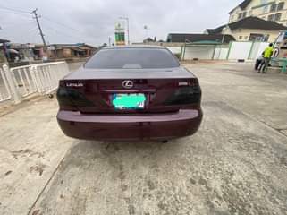 A picture of Lexus ES 300 02