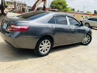 A picture of BARELY DRIVEN 2008 Toyota Camry LE 4PLUGS ENGINE Pristine Clean