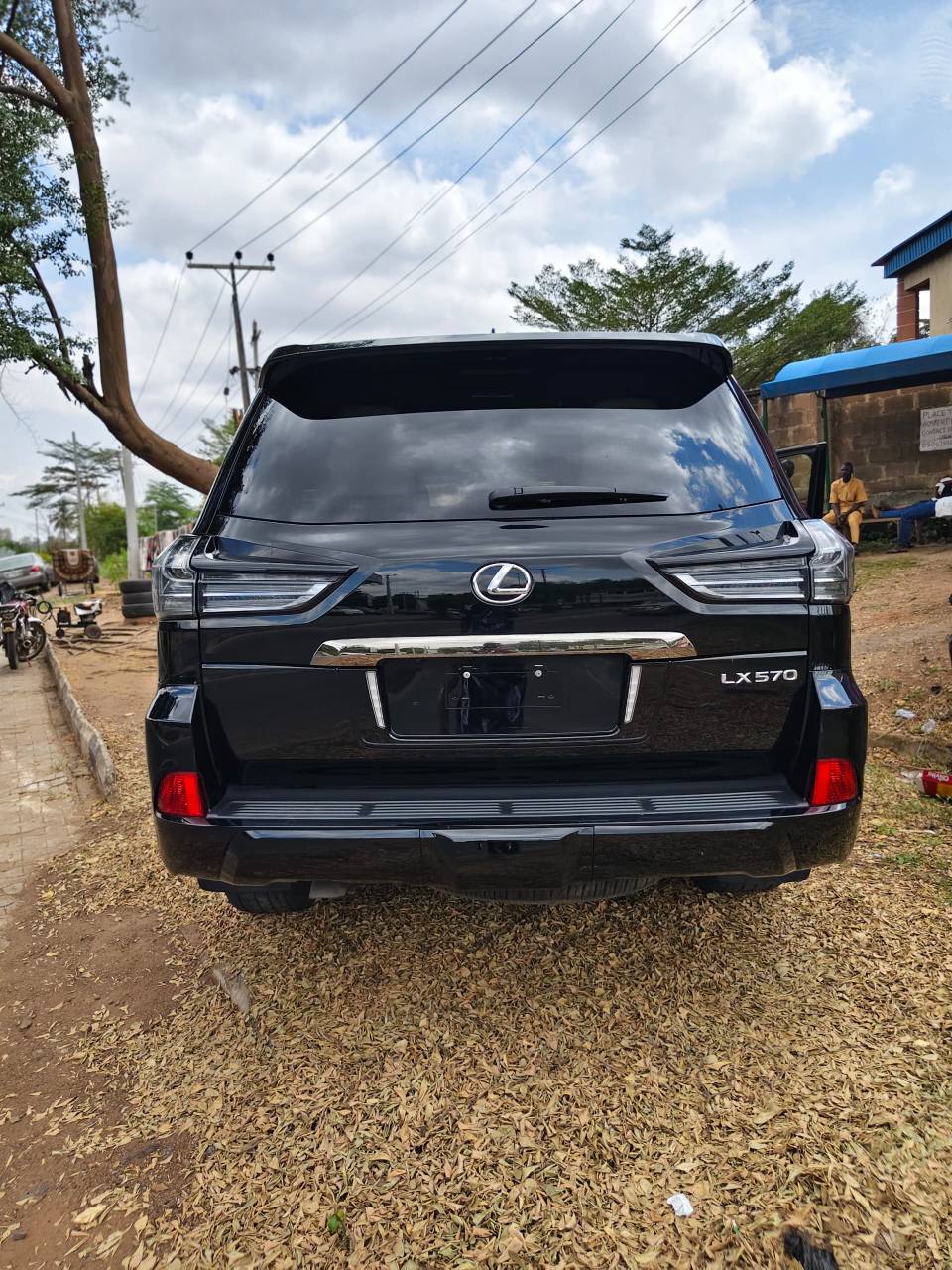 A picture of Lexus Lx570