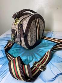 A picture of Hand bags