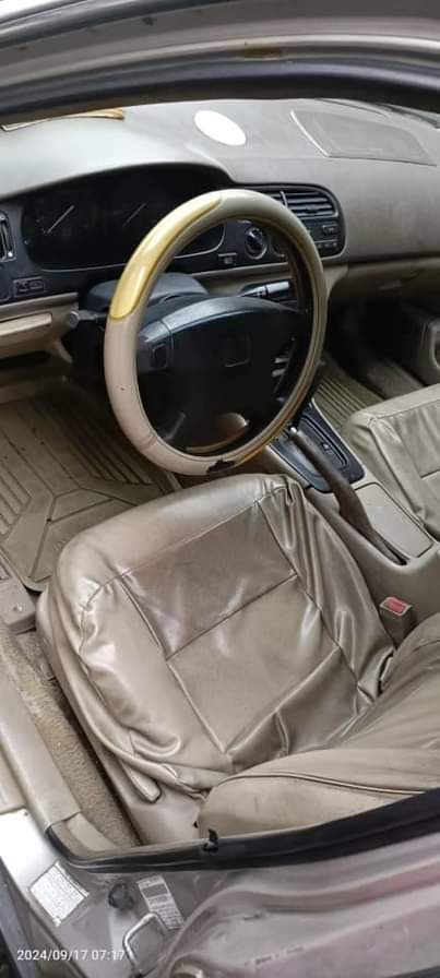A picture of SHARP Honda Accord Everything working Buy and drive 1.350m buyer