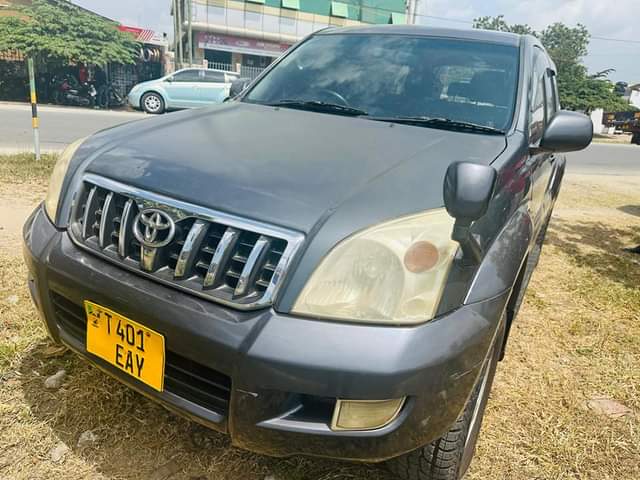 A picture of Toyota Prado Tx