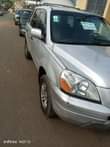 A picture of Honda Pilot 2004