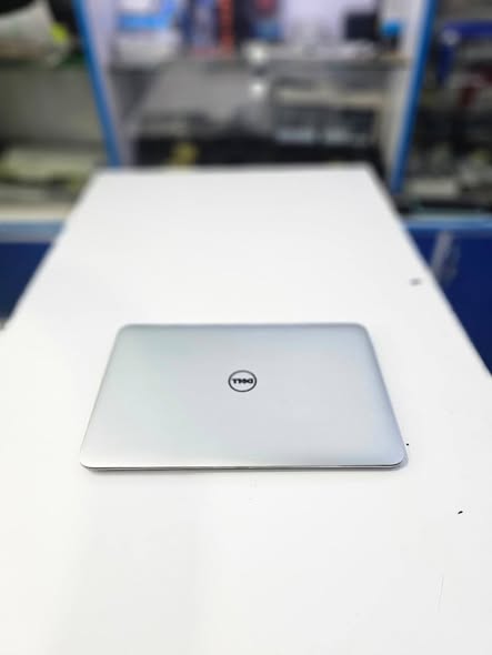 dell laptop