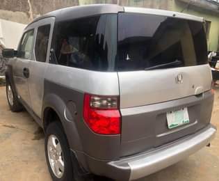 A picture of Honda Element 2005 first body pan