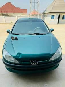 A picture of 2002 Peugeot 206
