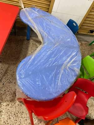 A picture of Kids table moon 