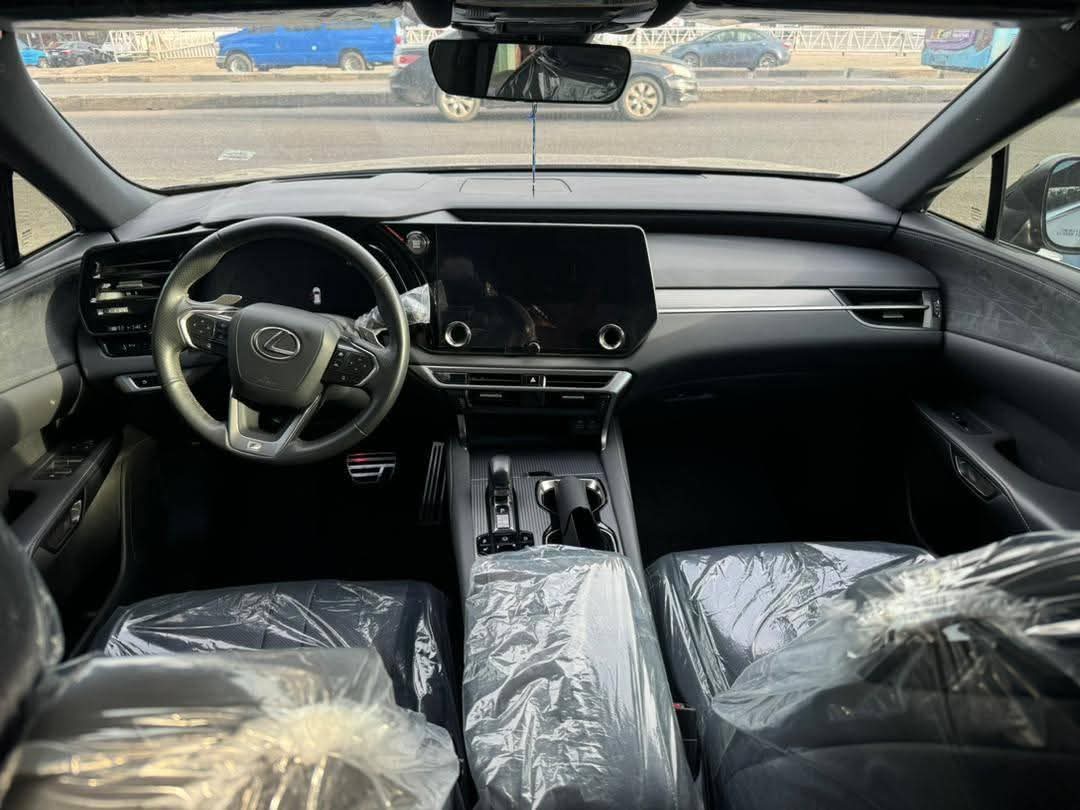 A picture of 2023 Lexus rx350 f sport