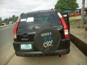 A picture of Honda c r v buy and drive 2 7m SETTLEs