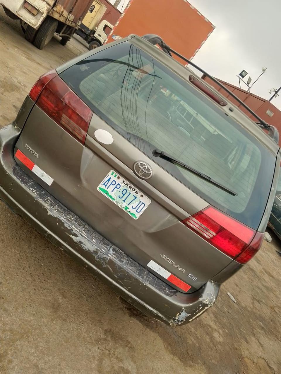 A picture of Car