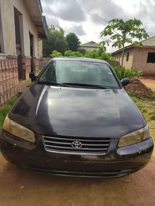 A picture of Toyota Camry tiny light