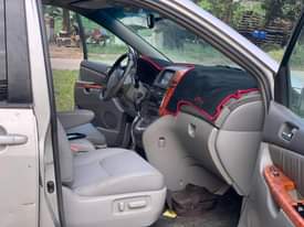 A picture of Quick deals 2007 sienna XLE
