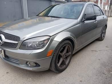 A picture of BELGIUM GRADE C300 Mercedes Panoramic roof 2009 model Engine very