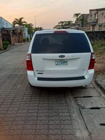 A picture of Kia Sedona 2006 available for sale