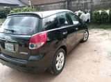 A picture of Toyota matrix 04 05