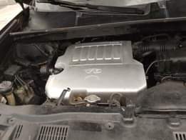 A picture of 2009 Toyota Highlander 3 seater Clean and neat interior Engine