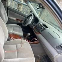 A picture of TOYOTA CAMRY