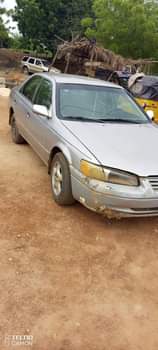 A picture of 1999 Toyota Camry