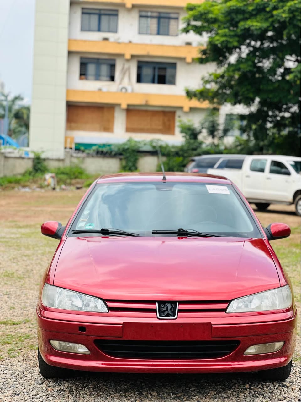 A picture of PEUGEOT 406 D8 2005