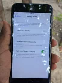 A picture of iPhone 7 plus GB32