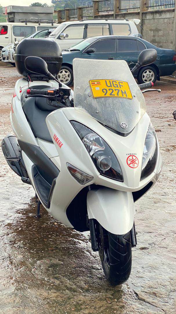 A picture of Motor bike 2 5m quick sale