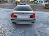 A picture of 2004 BMW 325i
