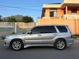 A picture of Subaru forester MIL 16 5 Cross sport Mwaka 2006 Bei