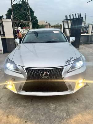 A picture of Is 250