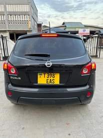 A picture of NISSAN DUALIS 14 9 MIL