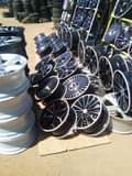 A picture of Alloyed rims and tyres