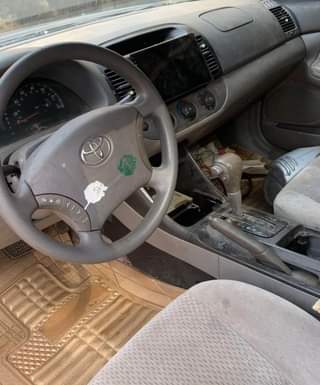 A picture of Toks standard 06 Toyota Camry
